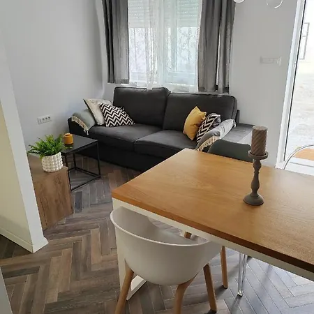 شقة Apartman Prvi Red Do Mora! *