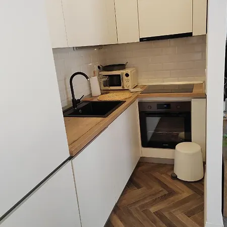 Apartman Prvi Red Do Mora! * سبليت